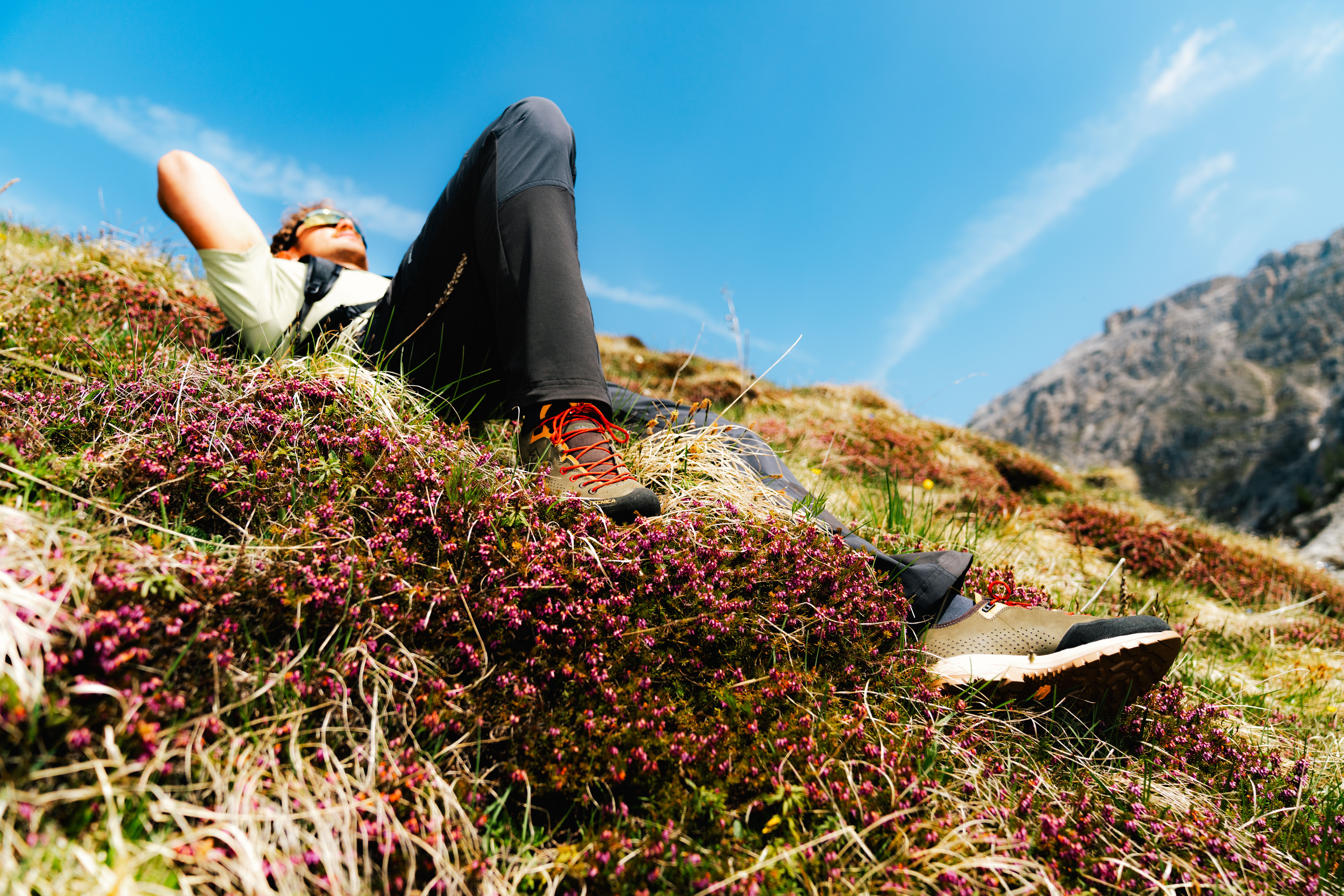 CLIMBING PERFORMANCE MEETS HIKING WALKABILITY